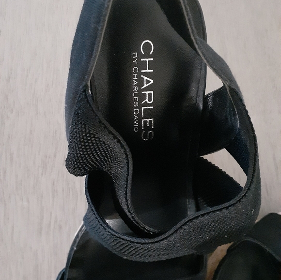 Charles Black bandage wedges - Picture 6 of 6